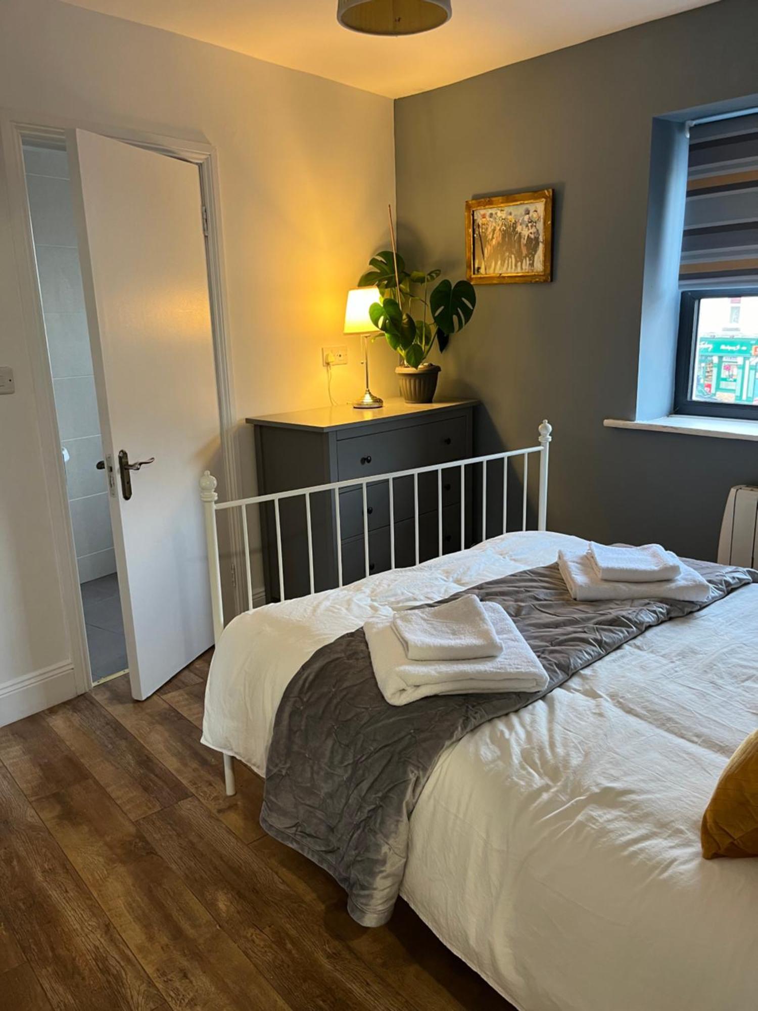 Appartamento Woodquay Mews Galway Esterno foto
